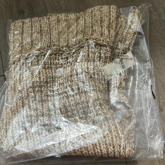 NWT! Anthropologie Pilcro Turtleneck Tank Sweater - Multiple Sizes 🥐 - Picture 5 of 7